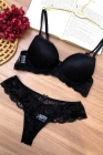 CONJUNTO FEITO EM RENDA- COM BOJO E COM ARO- ACOMPANHA CALCINHA FIO EM RENDA Ref.: 2442
